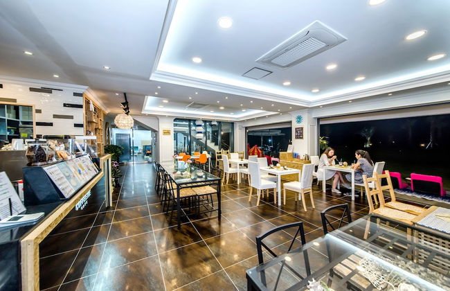 Sun & Moon Resort - Foto 72