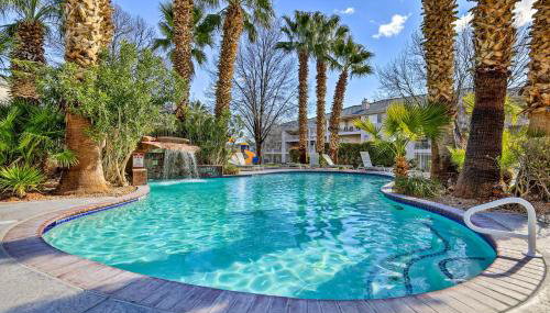 Pool Access & Patio! Resort-Style St George Condo - Foto 3