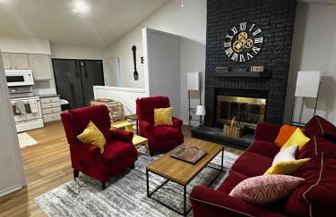 South Side Resort - Very Close Derby Turnpike Dtn - Photo 1