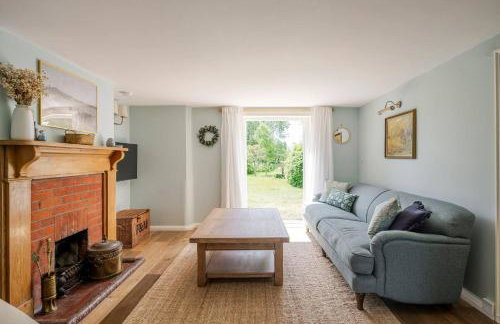 Boutique Suffolk Cottage Cosy Family Holiday Home with Garden Near Aldeburgh - Foto 38