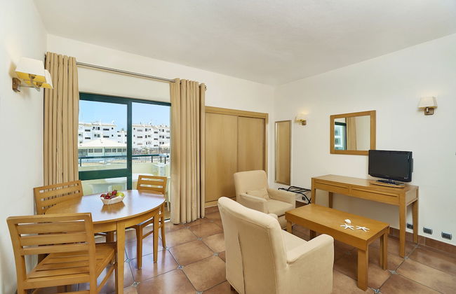 Oceanus Aparthotel - Foto 26