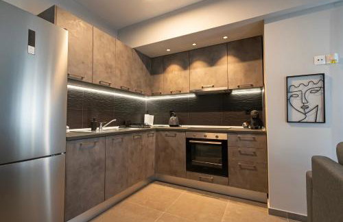 Aurora Luxury Apartments - Photo 3