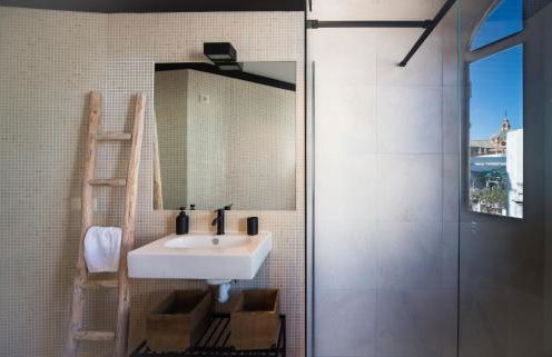 EXCLUSIVE TRIPLEX WITH PRIVATE TERRACE - Photo 37