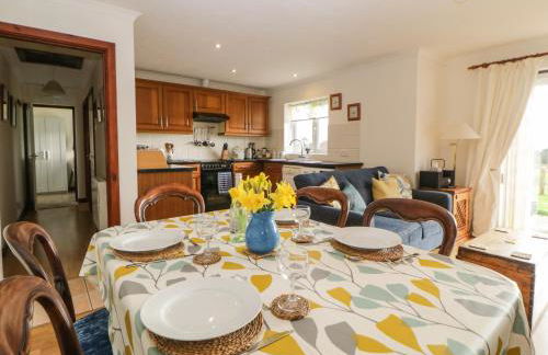 Broom Cottage - Photo 9