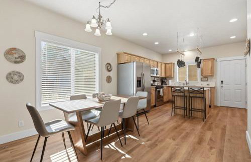 Cozy Boise Getaway walk to Stadium Fireplace Garage - Foto 10