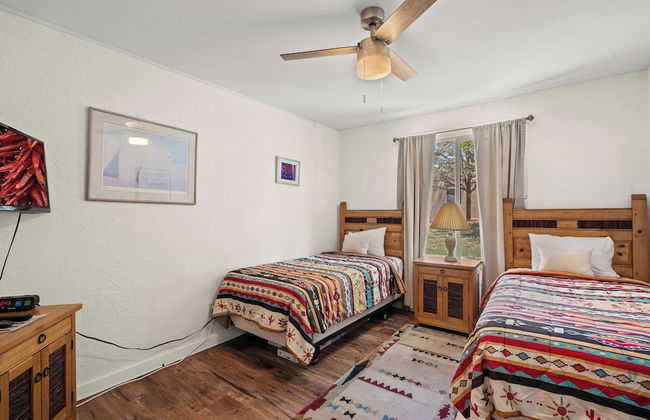 Fort Marcy Hotel Suites by All Seasons Resort Lodging - Foto 14