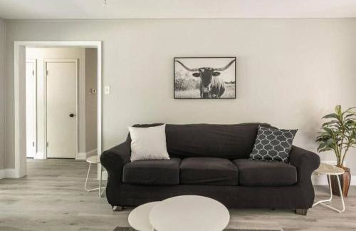 4 Bed 3 Bath House, Spacious, Smart TVs in all rooms, Whole house to yourself - Foto 4