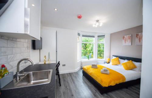 Five Seasons Liverpool City - Modern Studios near Anfield - Foto 7