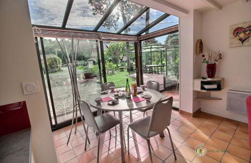 at the gite du bois damore in a quiet area 2,5km from the city - from the sea - Foto 2