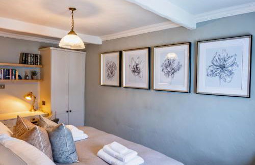 Danes Cottage - Luxury Peak District Retreat - Photo 39