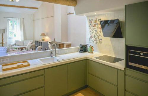 Artist's Villa With Pool Near Aix-En-Provence - Foto 7