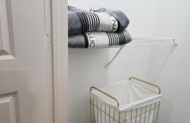 Frisco Vibes With Pool Gym and Elegant 1BR Apart - Foto 5