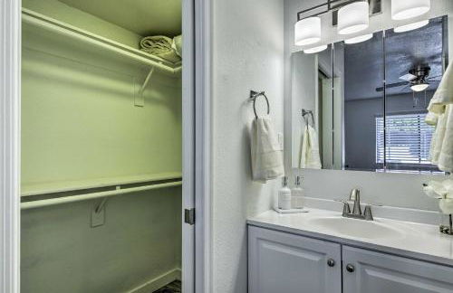 Steps to Dtwn Gilbert! Condo with Furnished Porch - Foto 17