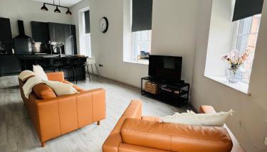 The Tower Suite - Town Centre, Spacious, 2 Bed, Sleeps 4 - Foto 2