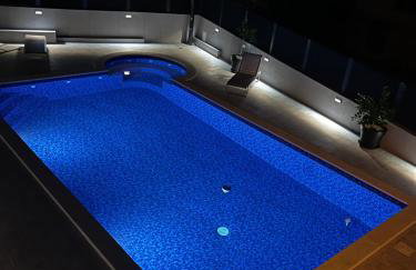 HelaMoni, New 5 Star 2 Person apartments with pool - Foto 31