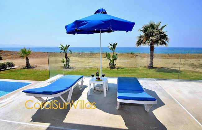 Blue - Beach Front Spectacular Villa Sleeps 10 - Foto 75