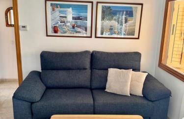 Apartment in front of the beach - Photo 6