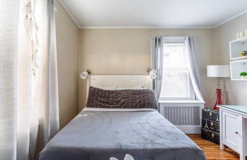 Bella room near downtown Train I-95 & beaches - Foto 33