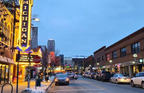 Ann Arbor Downtown Access - Walk to Stadium, Major Hospitals & Restaurants - Photo 39