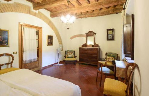 Cozy Apartment In Castell'anselmo - Foto 6