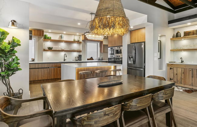 Chalet Monashee-brand New High End W/amazing Views - Photo 9