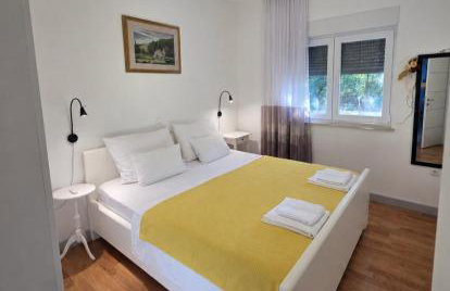 Luxury villa NEVERA with private pool & fenced garden, 1 km from the beach - Foto 9