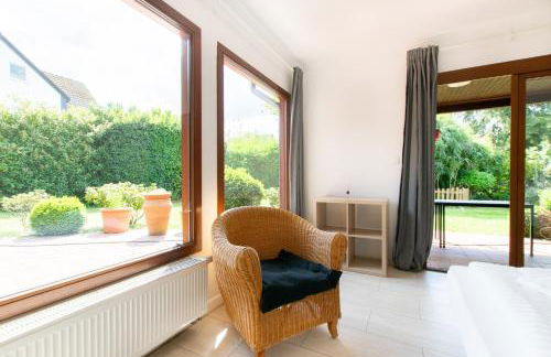 Tolstov House - 6 Room Villa with Garden - 15 Min Messe DUS & Airport DUS - Photo 8