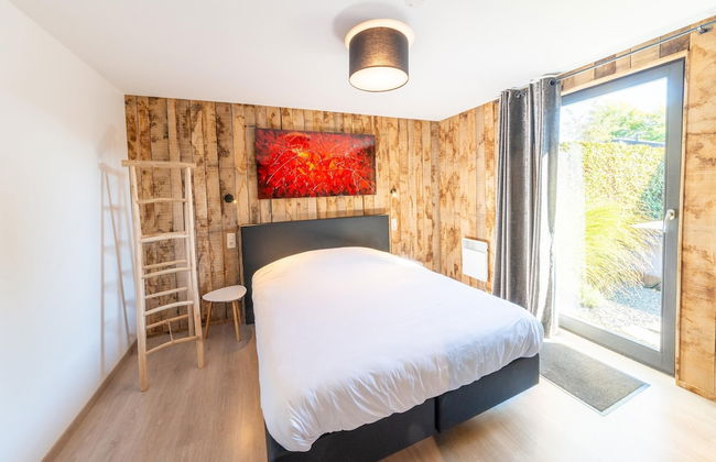 Lush Chalet Near Lake of Butgenbach - Photo 11