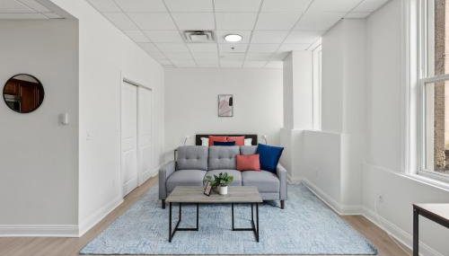 East 225 I Modern Studio in Downtown Rochester - Foto 1