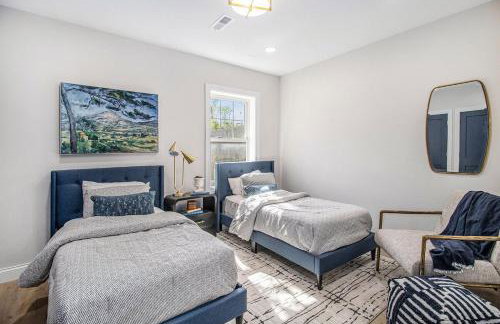 Elegant and Fully Furnished Condo Near Notre Dame - Foto 16