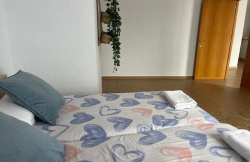 ALZIRA BONITA AMPLIO APARTAMENTO 25 CON HABiTACION Y VISTAS AL RIO JUCAR - Foto 5