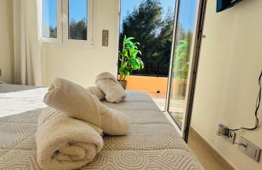 Calpe Casa adosada entorno playa y montaña tranquilidad relax jacuzzi piscina wifi aire jardin barbacoa y parking - Foto 8