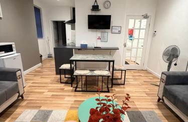 MK Apartments, Chorlton, Manchester Car Park - Foto 17