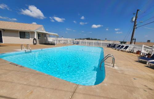 Lakefront condo with a VIEW Osage Beach - Foto 21