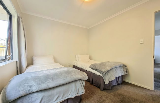 Beautiful 3BR House - WiFi - Car park - Foto 8