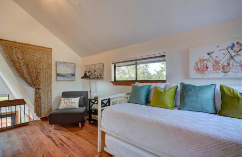 NEW Treehouse at Link Lane 2 Acres w Hot Tub - Foto 10