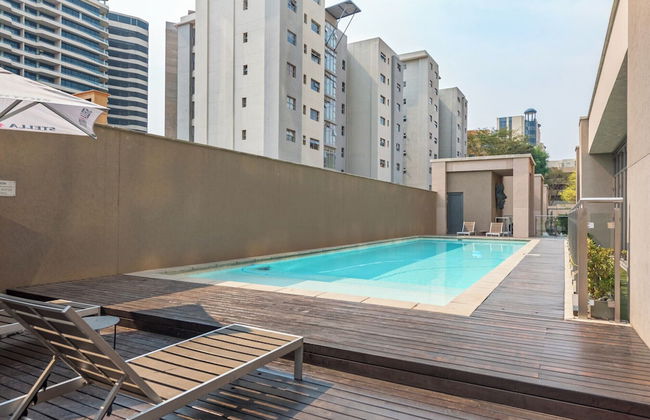 KMG Apartments at Sandton Skye - Photo 31