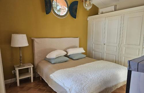 La Petite Yolande - Foto 12