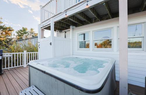 Waterfront Escape HotTub, Pets OK, Pool Table - Foto 6
