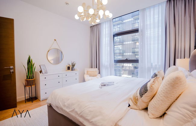 Aya - Impeccable 1BR Apartment with Balcony in City Walk - Photo 2