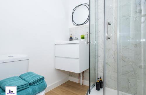 Ledger by Alt-Stay - 4 Bed All En-Suite House - Contractors & Relocations - Weekly & Monthly Rates - Foto 35