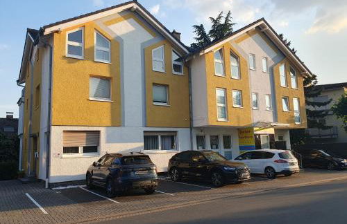 ABM Apartment Haus - Photo 1