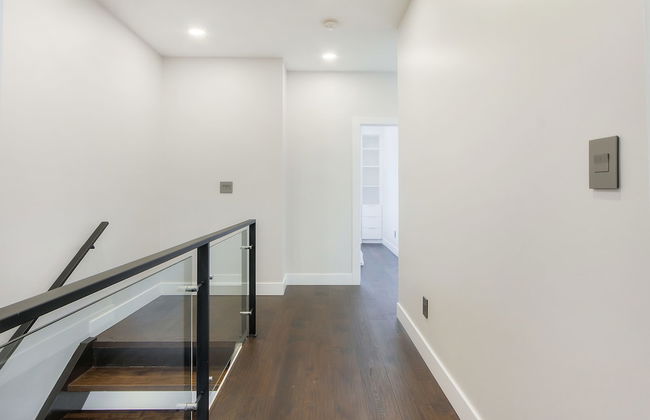 New Luxury Townhome 27 - Photo 29