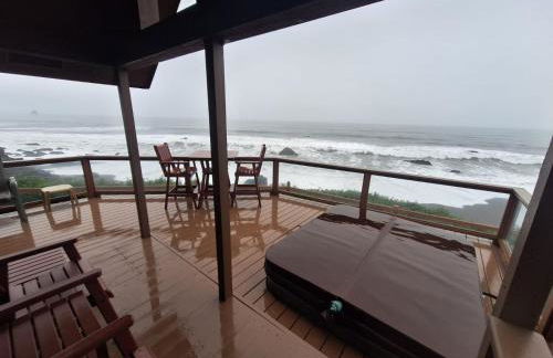 Luxurious Oceanfront Cabin 7 Getaway W Hot Tub - Foto 8