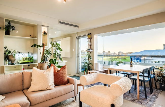 Extraordinary Stay in Mouille Point The Apartment - Photo 20