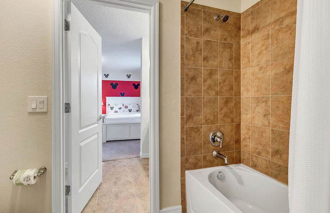 Villa W/ Pool, Movie Theater & Game Roomsleeps 20 - Foto 52