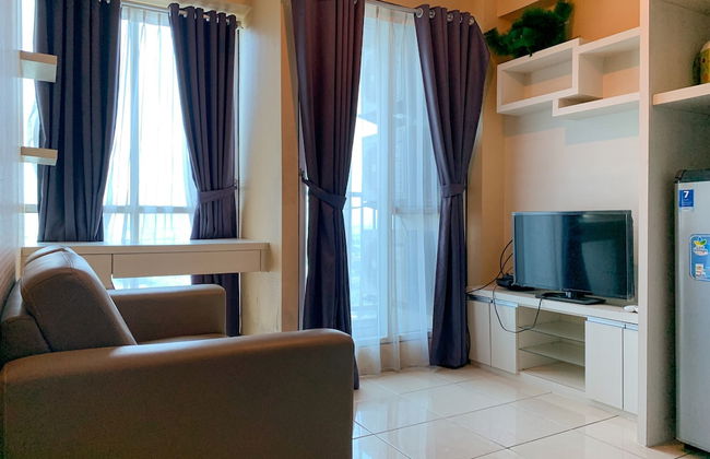 Warm And Cozy 2Br At Tifolia Apartment - Foto 23