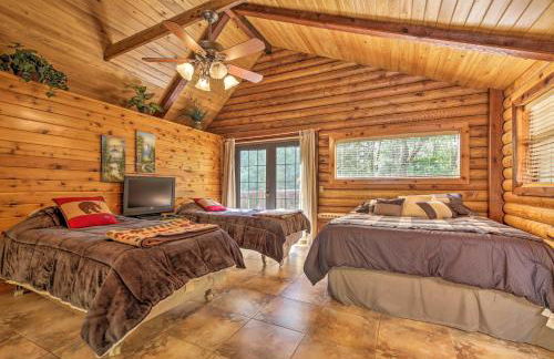 Log Cabin Sanctuary in Inverness with Furnished Deck - Foto 30