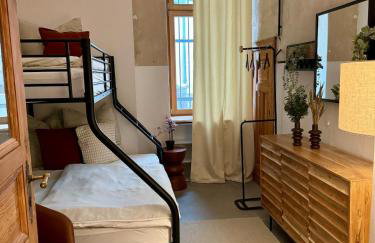 Cool Industrial Flat for 5 - Foto 7