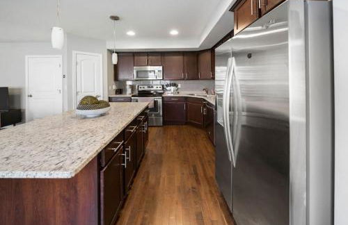 Comfortable 2BR Condo near City Center - Foto 8